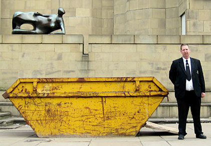 Lol Coxhill in a skip &copy; Simon Thackray