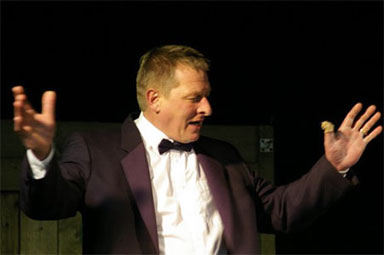 Simon Thackray