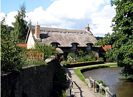 Thornton Le Dale © Simon Thackray